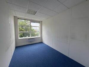 Location Bureaux à Rennes de 234m² - Réf. n°4613 - PHOTO9_4613_1749630368.jpg