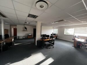 Location Bureaux à Bruz de 216.42m² - Réf. n°4673 - PHOTO9_4673_1758721152.jpg