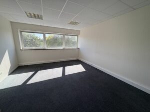Location Bureaux à Bruz de 104m² - Réf. n°4675 - PHOTO9_4675_1758724380.jpg