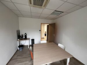 Vente Bureaux à Le Rheu de 165.35m² - Réf. n°4855 - PHOTO9_4855_1783320909.jpg