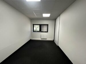 Location Bureaux à SAINT GREGOIRE de 112m² - Réf. n°4863 - PHOTO9_4863_1783431740.jpg