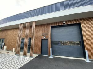 Location Entrepôt – Local d&rsquo;activité à Chateaubourg de 300m² - Réf. n°4891 - PHOTO1_4891_1788171892.jpg