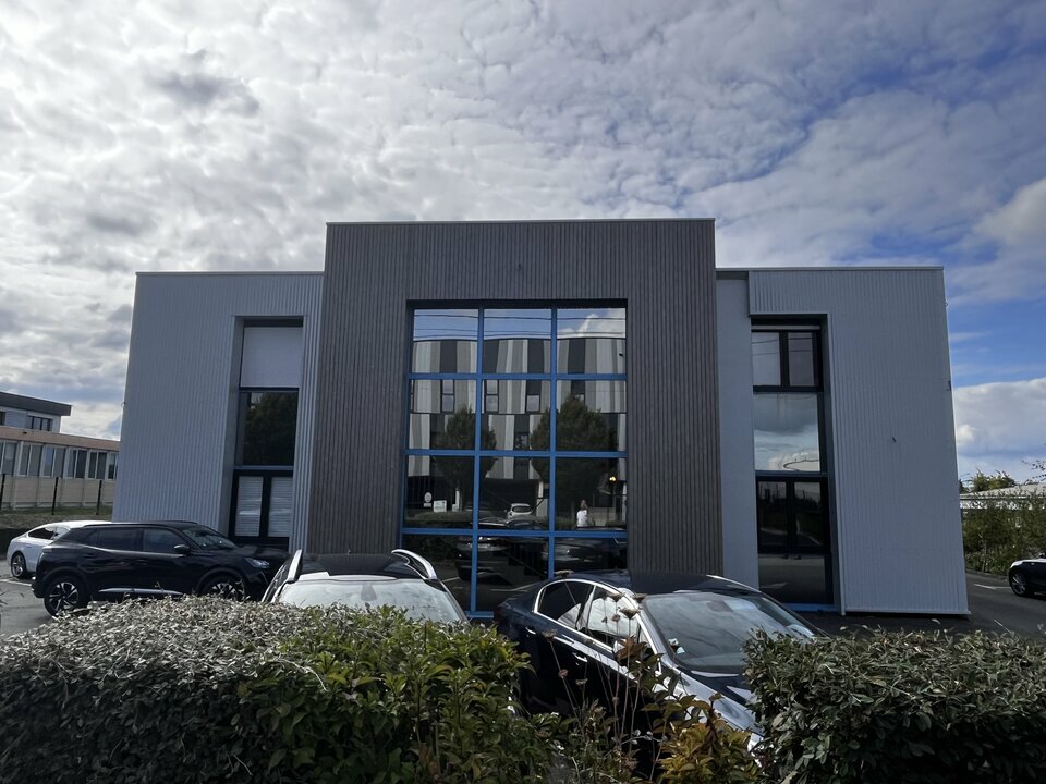 Location Bureaux à Cesson-Sévigné de 47m² - Réf. n°910 - PHOTO1_910_1726561453.jpg