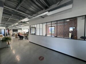 Location Bureaux à NOYAL-CHÂTILLON-SUR-SEICHE de 200m² - Réf. n°2541 - PHOTO3_2541_1789981273.jpg