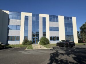 Location Bureaux à SAINT GREGOIRE de 144m² - Réf. n°4916 - PHOTO3_4916_1790610978.jpg