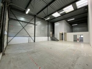 Location Entrepôt – Local d&rsquo;activité à Cesson-Sévigné de 600m² - Réf. n°352 - PHOTO4_352_1785335778.jpg