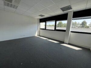 Location Bureaux à VERN SUR SEICHE de 1372m² - Réf. n°4599 - PHOTO4_4599_1750941538.jpg