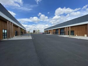 Location Entrepôt – Local d&rsquo;activité à Chateaubourg de 300m² - Réf. n°4891 - PHOTO5_4891_1788171892.jpg