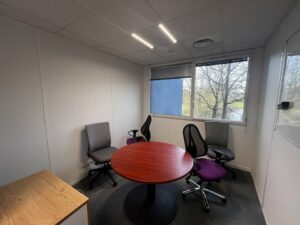 Location Bureaux à Bruz de 278.81m² - Réf. n°4789 - PHOTO6_4789_1772446115.jpg