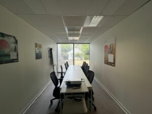 Location Entrepôt – Local d&rsquo;activité à SAINT-JACQUES-DE-LA-LANDE de 711m² - Réf. n°4877 - PHOTO6_4877_1784542537.jpg