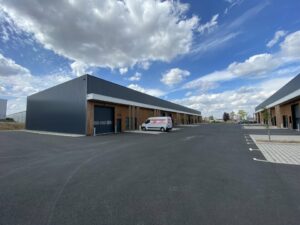 Location Entrepôt – Local d&rsquo;activité à Chateaubourg de 300m² - Réf. n°4891 - PHOTO6_4891_1788171891.jpg