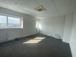 Vente Bureaux à Rennes de 105m² - Réf. n°4574 - PHOTO8_4574_1744119323.jpg