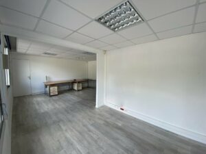 Location Entrepôt – Local d&rsquo;activité à CHÂTEAUBOURG de 630m² - Réf. n°4890 - PHOTO8_4890_1788253220.jpg