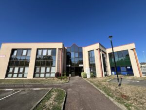 Vente Bureaux à Cesson-Sévigné de 126.12m² - Réf. n°4926 - PHOTO1_4926_1791210844.jpg