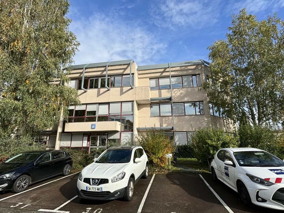 Vente Bureaux à Rennes de 73.04m² - Réf. n°501 - PHOTO1_501_1791362218.jpg