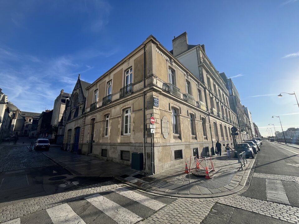 Location Bureaux à Rennes de 85m² - Réf. n°857 - PHOTO1_857_1790778670.jpg