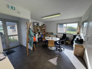 Location Bureaux à SAINT GREGOIRE de 120m² - Réf. n°2183 - PHOTO3_2183_1791472351.jpg