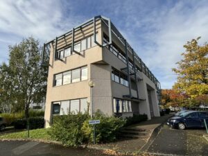 Vente Bureaux à Rennes de 73.04m² - Réf. n°501 - PHOTO3_501_1791362218.jpg