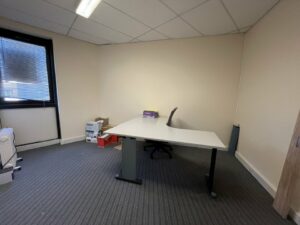 Vente Bureaux à Cesson-Sévigné de 126.12m² - Réf. n°4926 - PHOTO4_4926_1791210846.jpg
